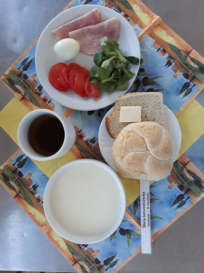 Śniadanie dieta łatwostrawna bogatobiałkowa