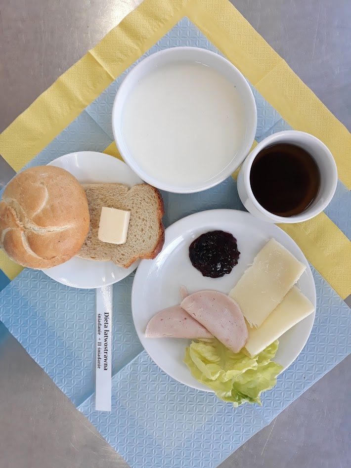 Śniadanie dieta łatwostrawna bogatobiałkowa