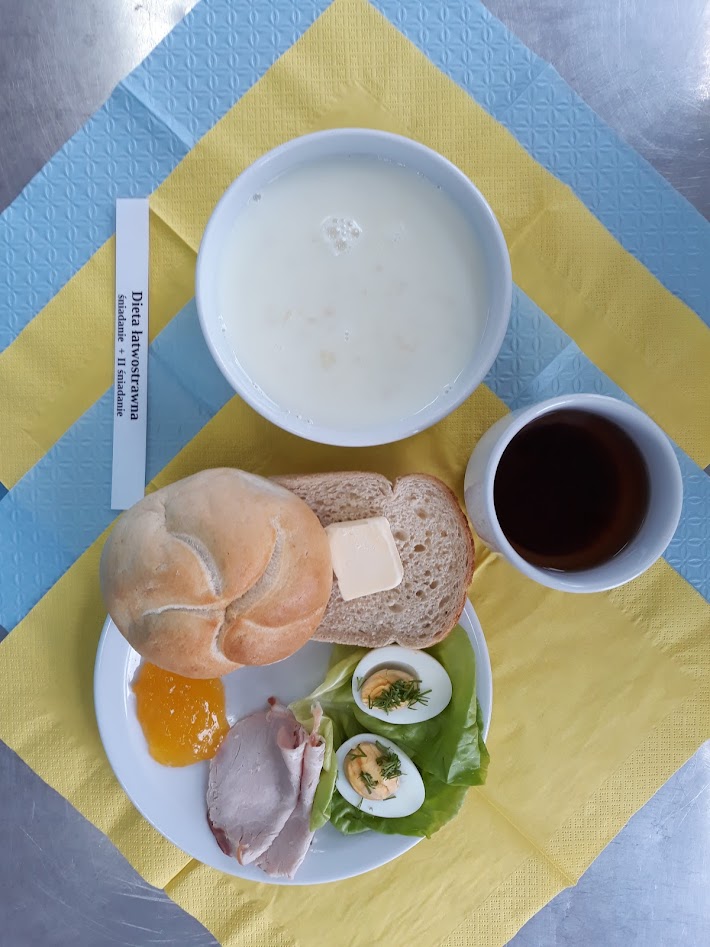 Śniadanie dieta łatwostrawna bogatobiałkowa