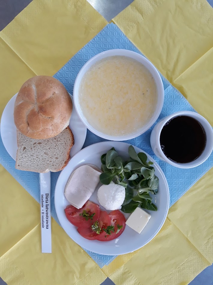 Śniadanie dieta łatwostrawna bogatobiałkowa