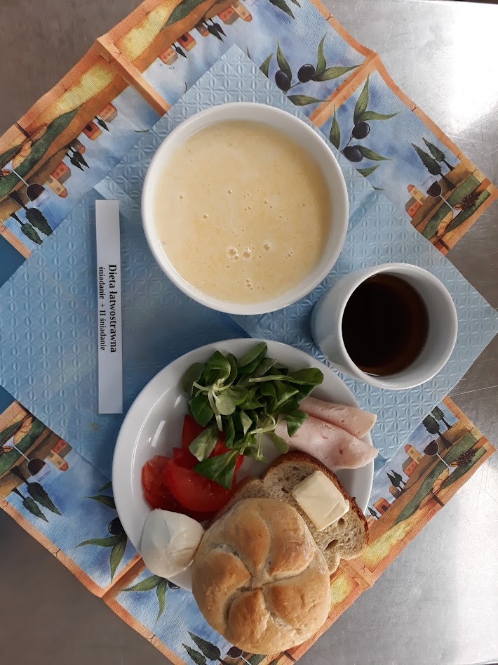 Śniadanie dieta łatwostrawna bogatobiałkowa