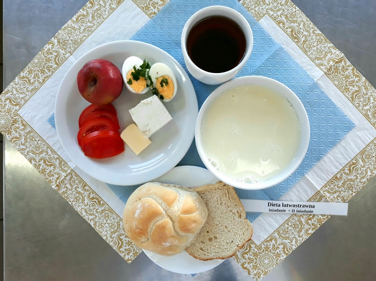 Śniadanie dieta łatwostrawna bogatobiałkowa