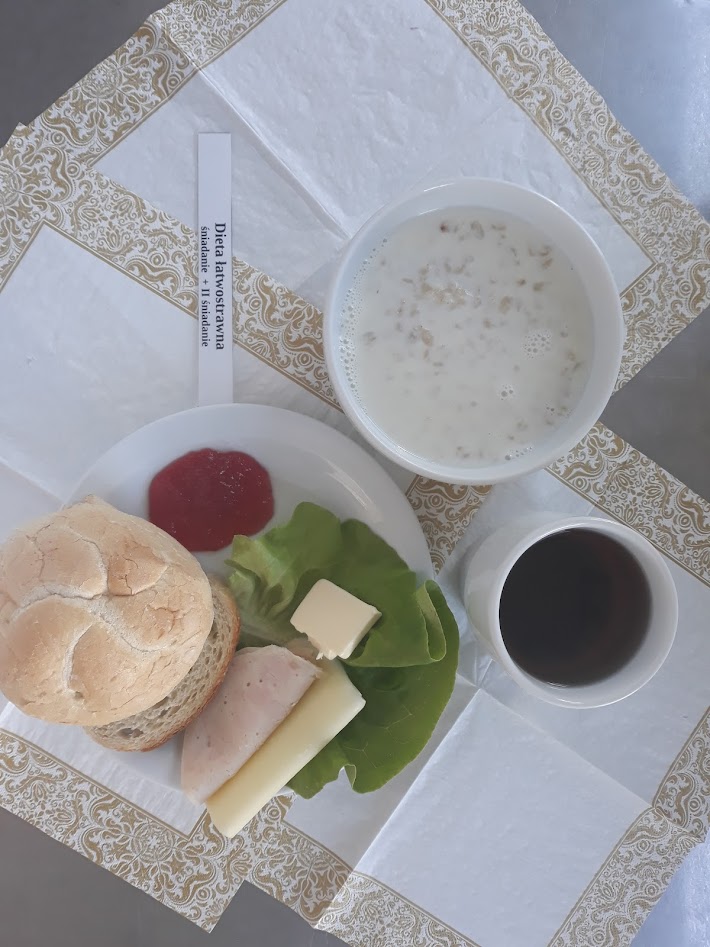 Śniadanie dieta łatwostrawna bogatobiałkowa