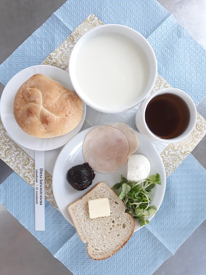 Śniadanie dieta łatwostrawna bogatobiałkowa