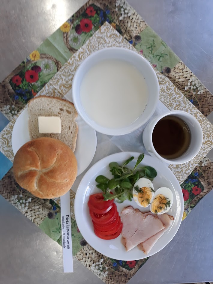 Śniadanie dieta łatwostrawna bogatobiałkowa