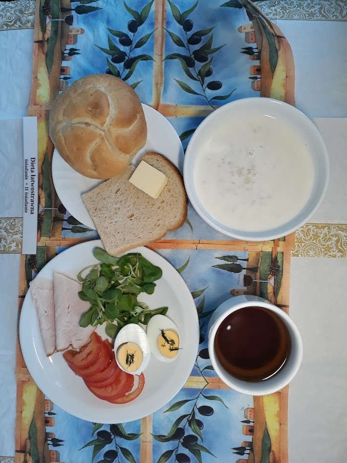 Śniadanie dieta łatwostrawna bogatobiałkowa