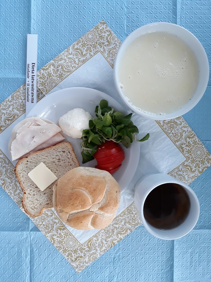 Śniadanie dieta łatwostrawna bogatobiałkowa