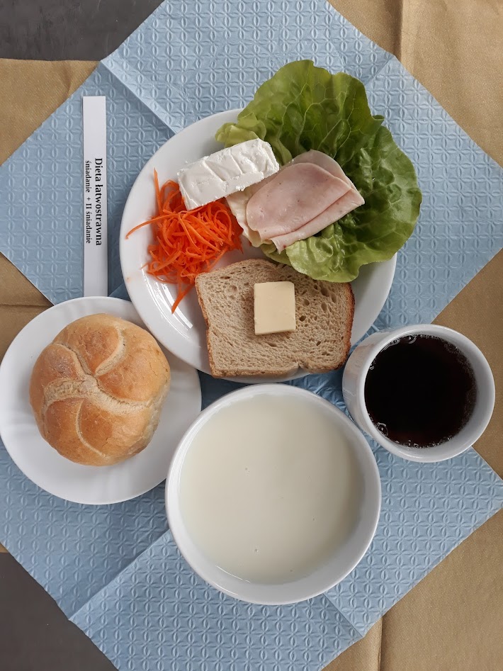 Śniadanie dieta łatwostrawna bogatobiałkowa