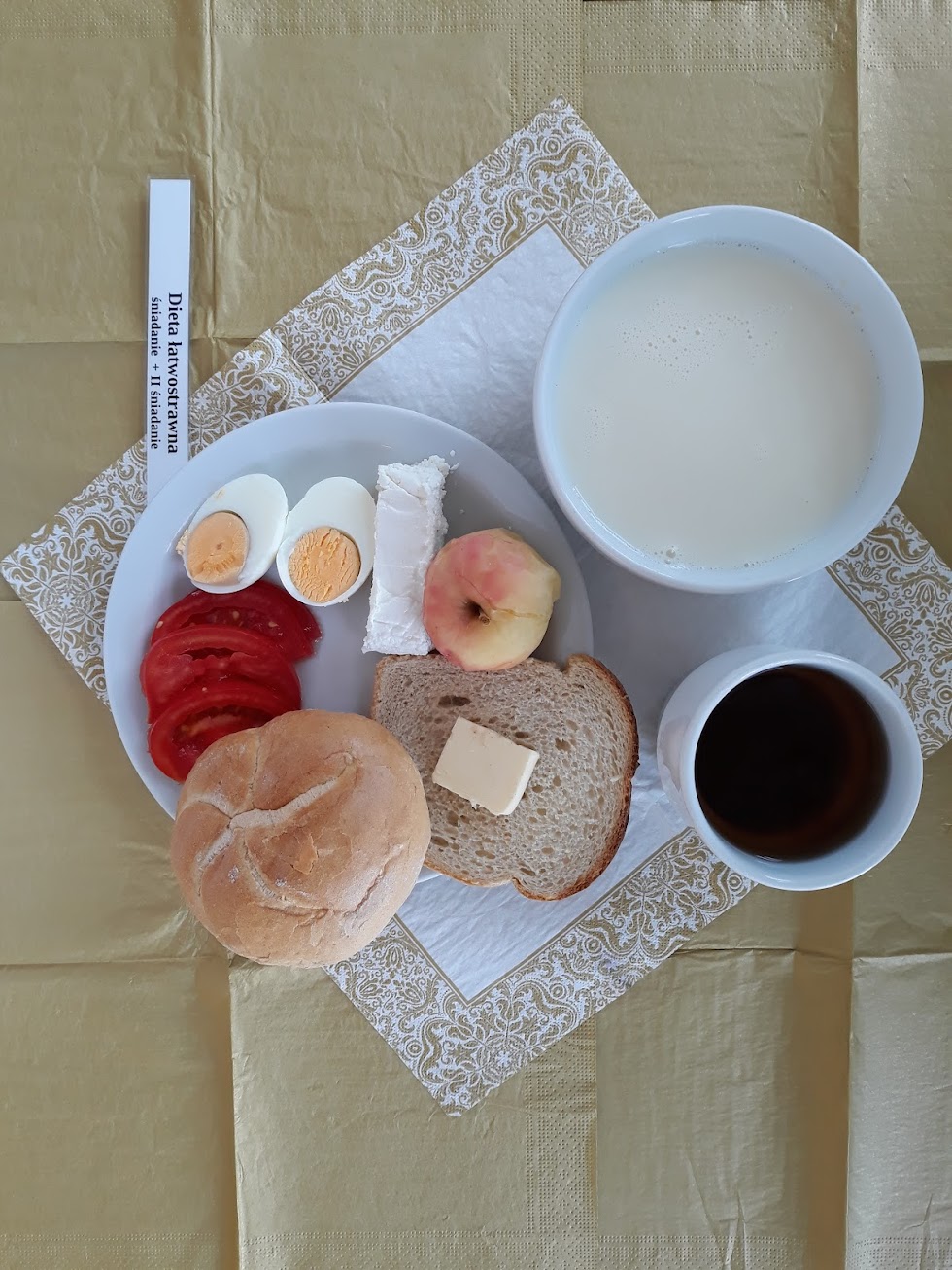 Śniadanie dieta łatwostrawna bogatobiałkowa