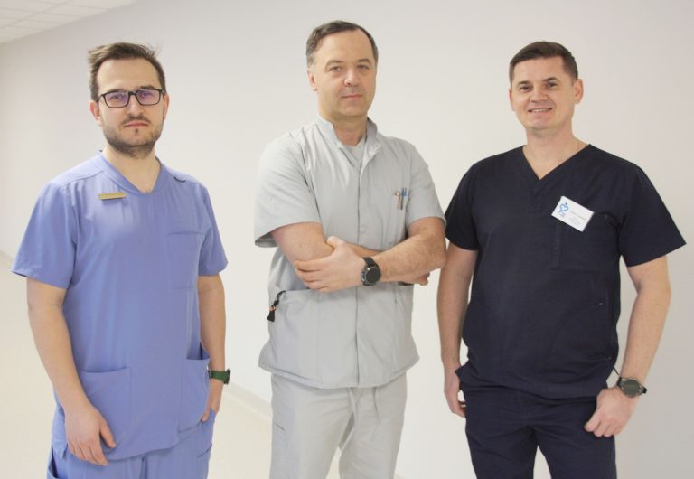 800 operacji robotycznych w latach 2026–2028 w naszym Szpitalu!